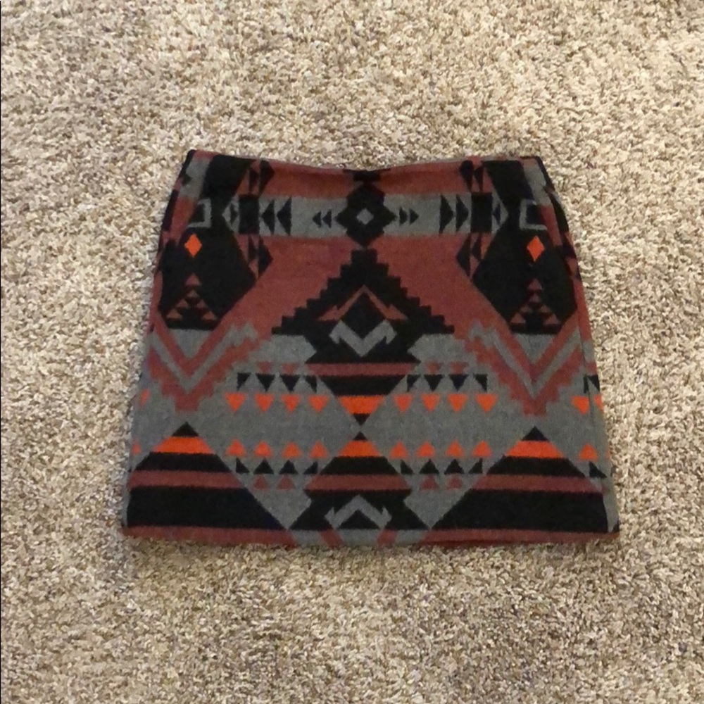 Recycled wool patterned skirt